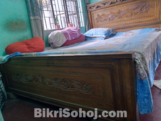 সেগুন কাঠের খাট বিক্রি হবে